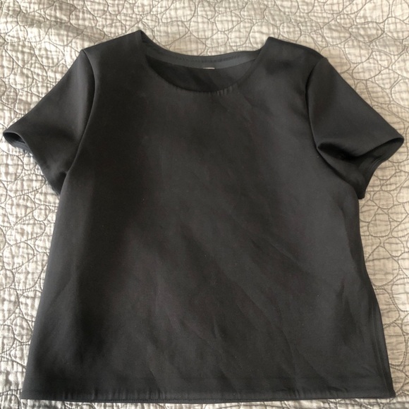 lululemon athletica Tops - Lululemon Womens Size 2 Black Top